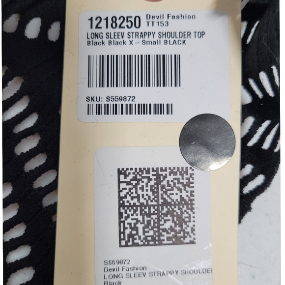 Devil Fashion Long Sleeved Crop Top - Picture 7 of 7